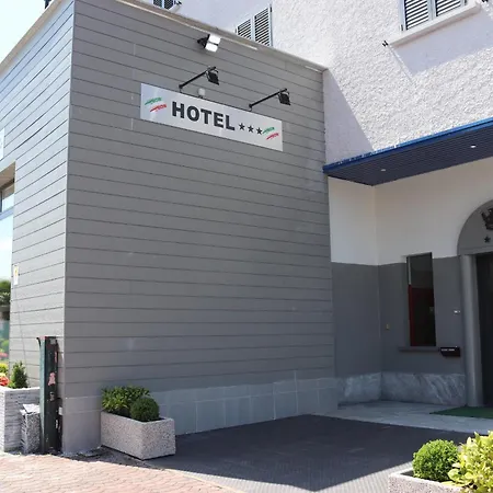 Italia دورميلّيتّو