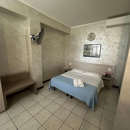 Italia فندق دورميلّيتّو