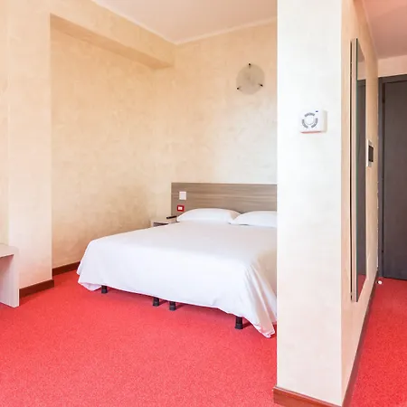 Italia 3* دورميلّيتّو