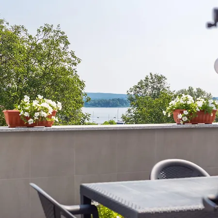 فندق Italia دورميلّيتّو